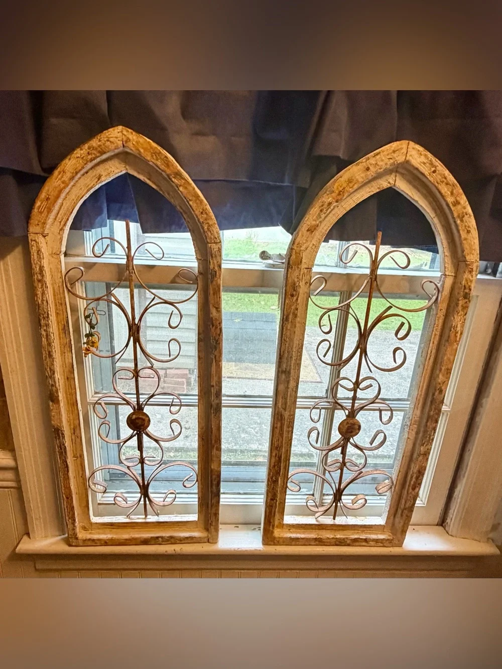 Rustic Arch Iron Wall Panels in Distressed White and Brown